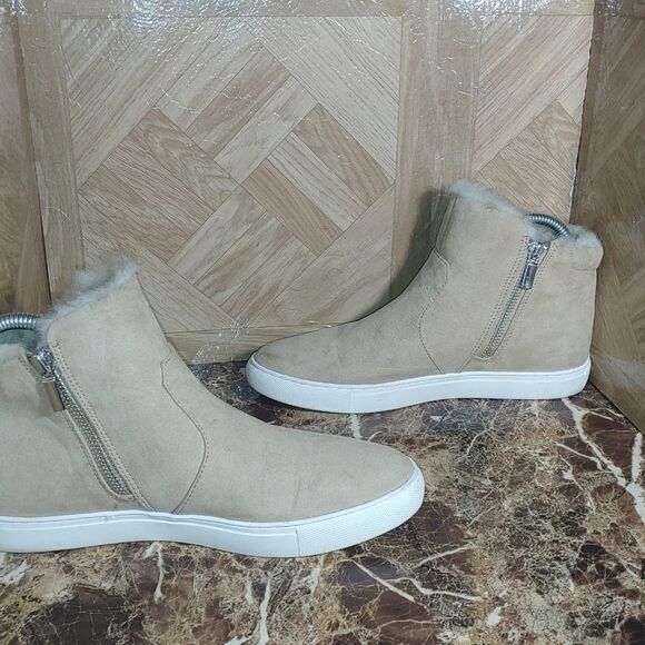 Kenneth Cole Reaction Beige High-Top Sneakers - Picture 6 of 9